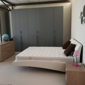 armadio anta battente di Tomasella